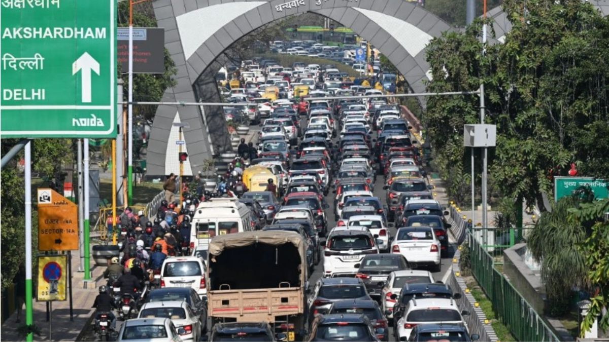 Farmers Protest Live Updates Delhi Borders Sealed As Farmers March Towards Parliament Traffic 